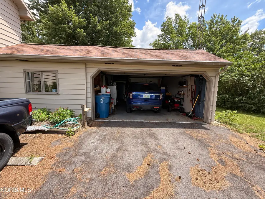 11519 Prov Neap Swan Road, Grand Rapids, OH 43522 - #2