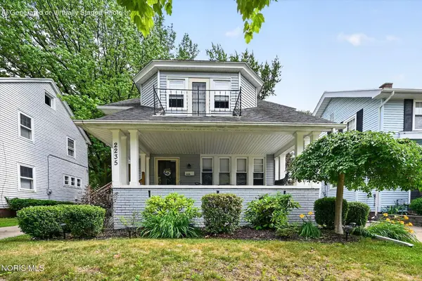 2235 Charlestown Avenue, Toledo, OH 43613