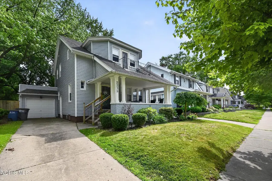 2235 Charlestown Avenue, Toledo, OH 43613 - #2