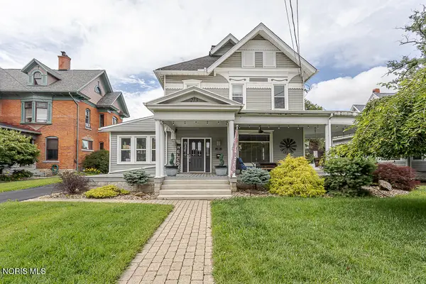 213 W Buckeye Street, Clyde, OH 43410