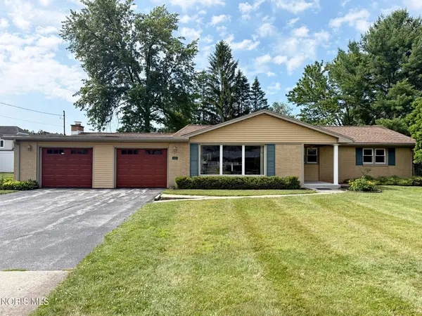 1445 Conneaut Avenue, Bowling Green, OH 43402