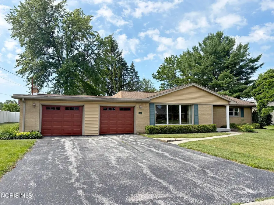 1445 Conneaut Avenue, Bowling Green, OH 43402 - #2
