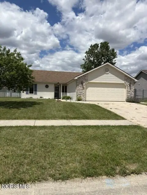 563 Bunn Drive, Defiance, OH 43512