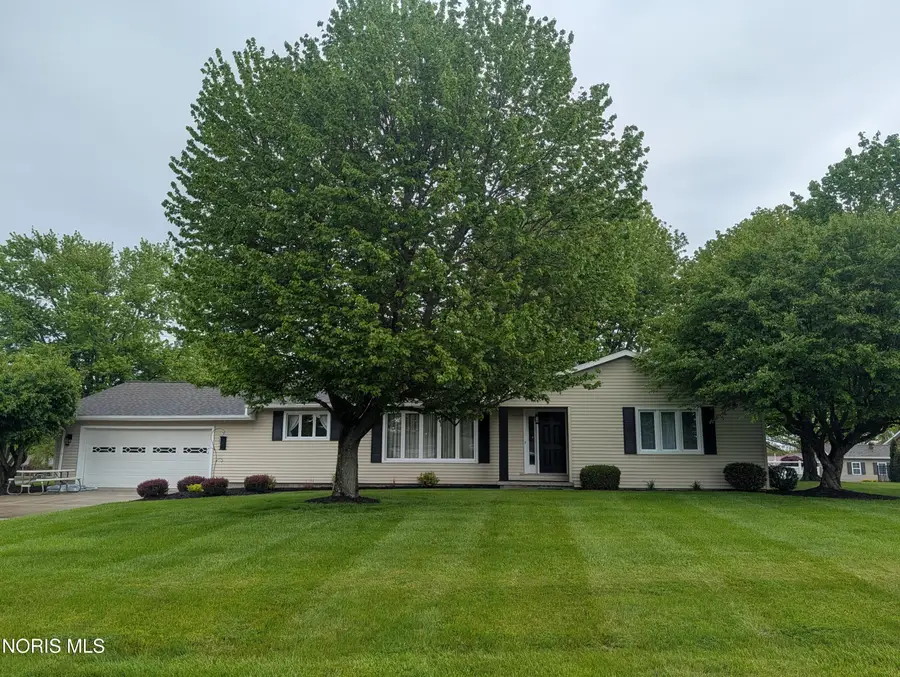 221 Duck Pond Road, Upper Sandusky, OH 43351 - #3