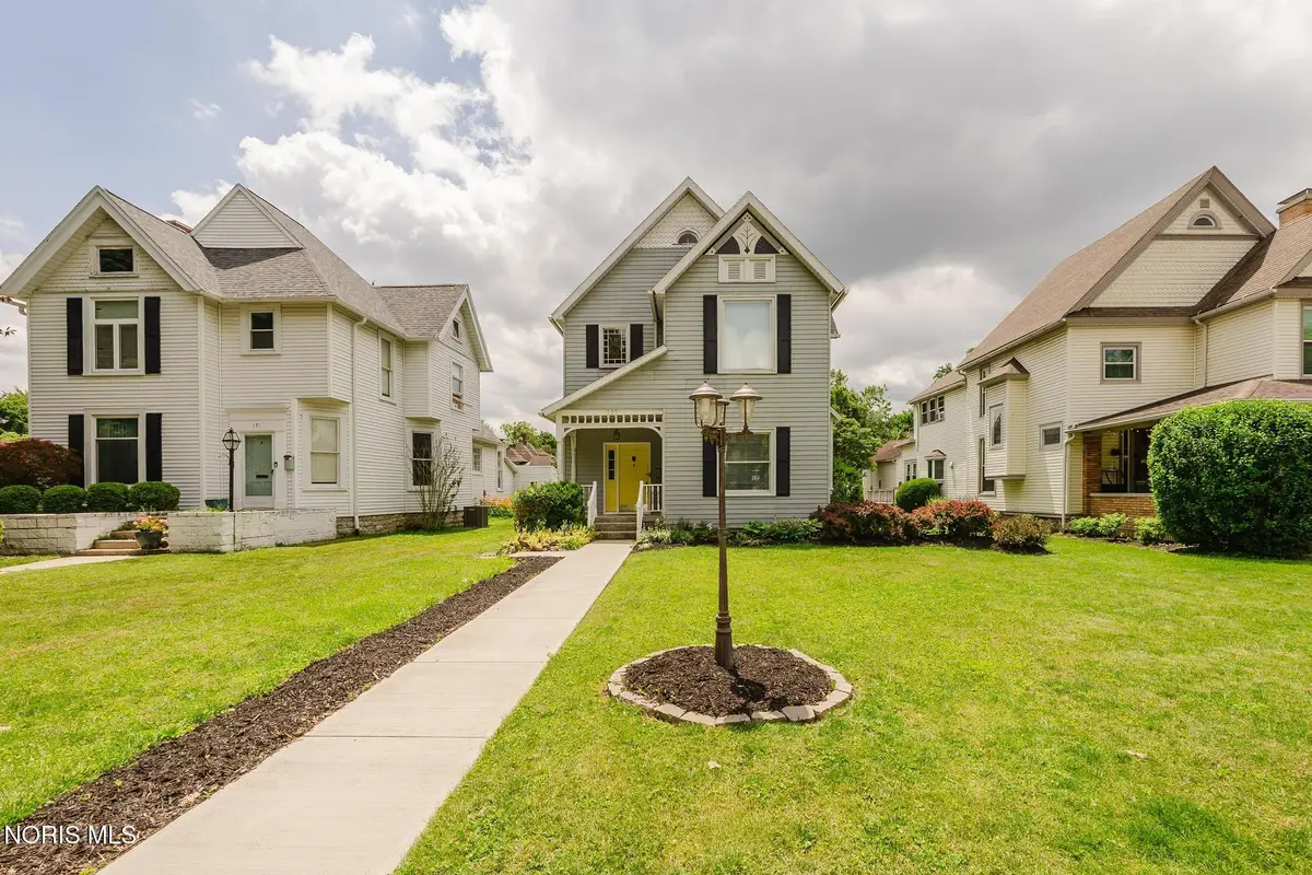 127 1st Street, Findlay, OH 45840 - #1
