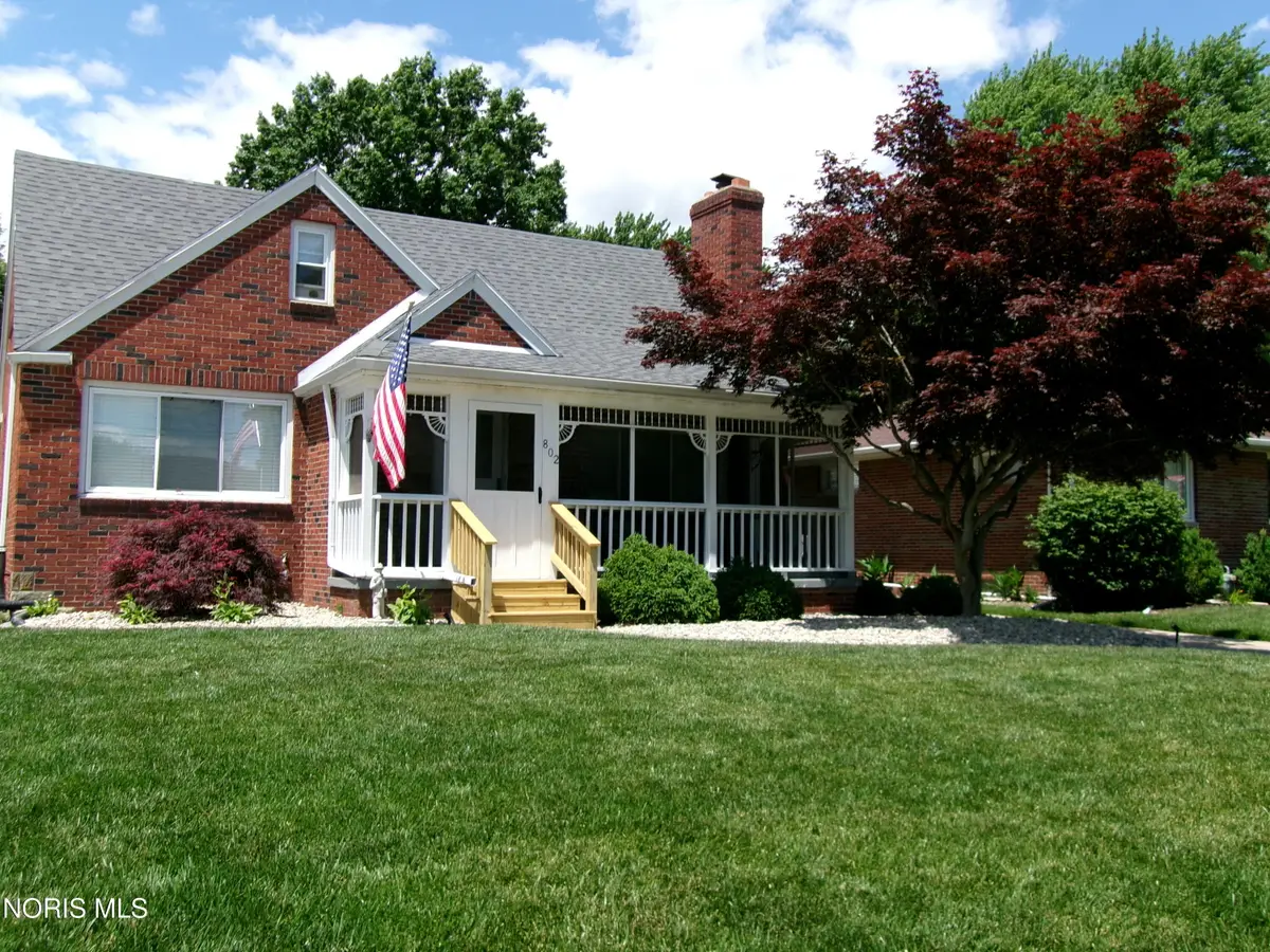 802 Highland Drive, Rossford, OH 43460 - #1