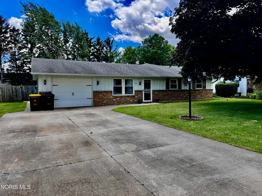 509 Maple Lane, Hicksville, OH 43526 - #2