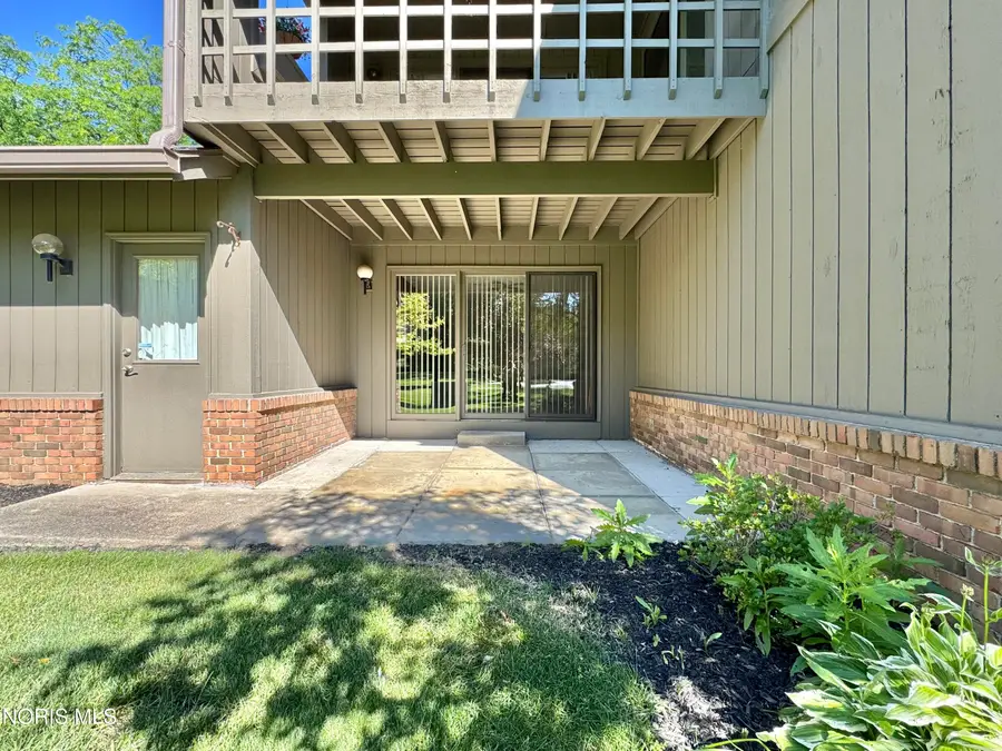 29660 E River Road, Perrysburg, OH 43551 - #3