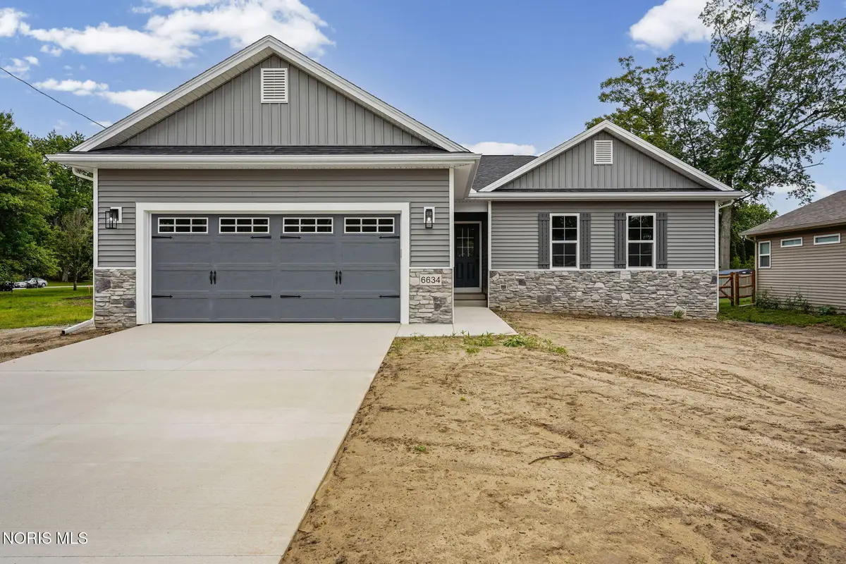 6634 Long Street, Whitehouse, OH 43571 - #1