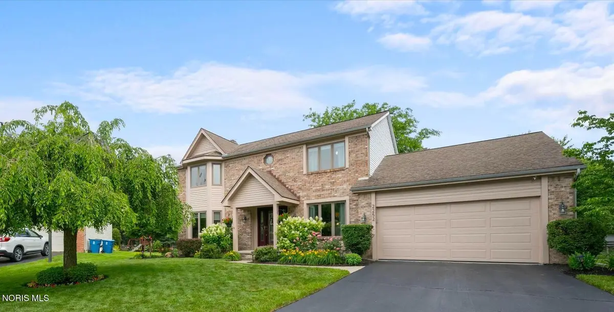 2252 Cedarwood Drive, Maumee, OH 43537 - #1
