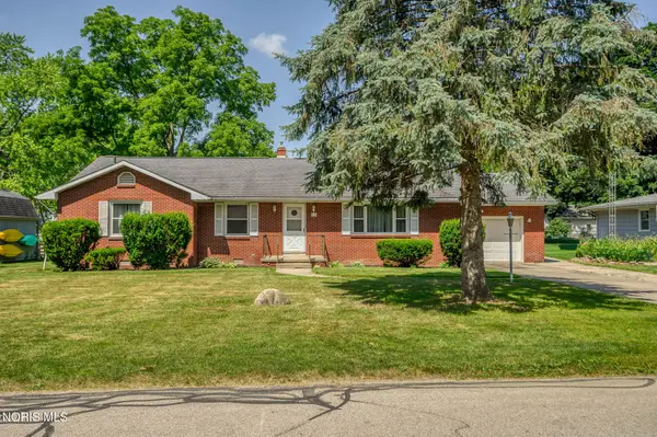 331 Wayne Avenue, Luckey, OH 43443