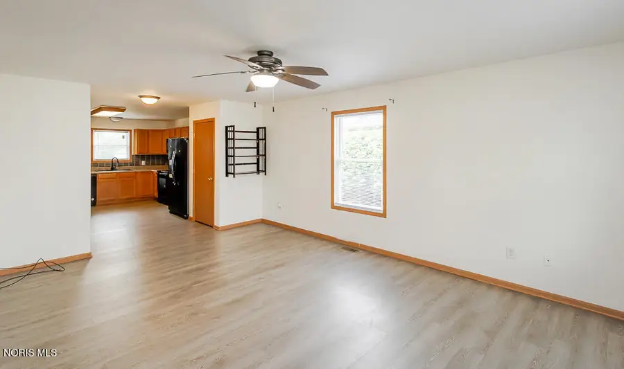 411 Waybridge Road, Toledo, OH 43612 - #3