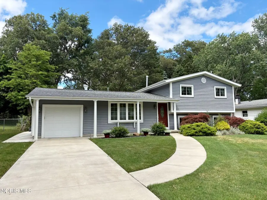 718 Birch Street, Bowling Green, OH 43402 - #2