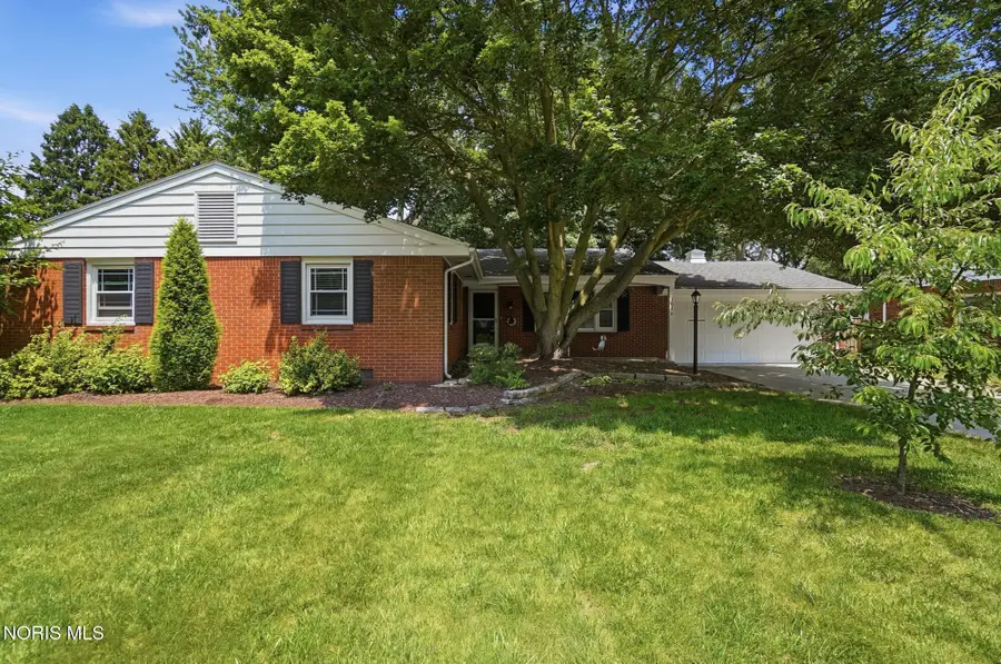 1020 Gustin Avenue, Bowling Green, OH 43402 - #2