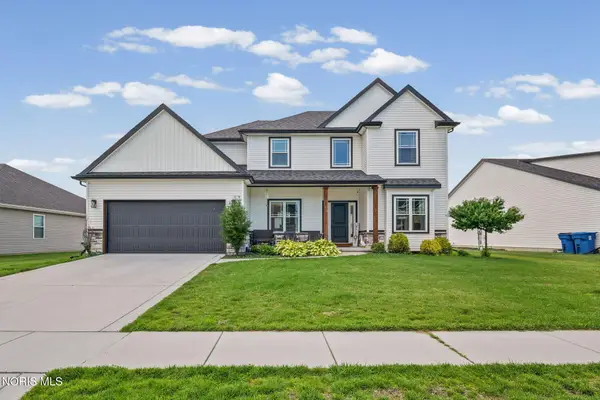 176 Avilyn Lane, Oregon, OH 43616
