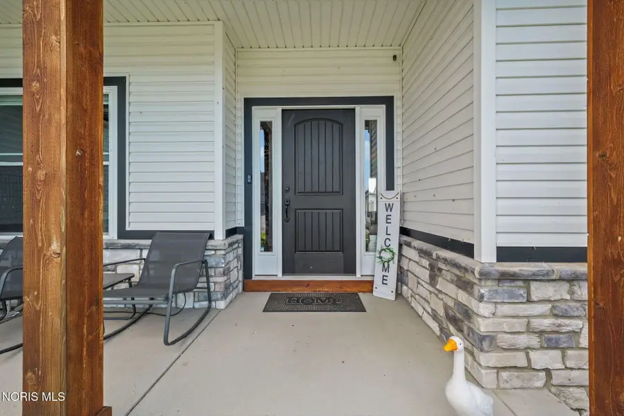176 Avilyn Lane, Oregon, OH 43616 - #3