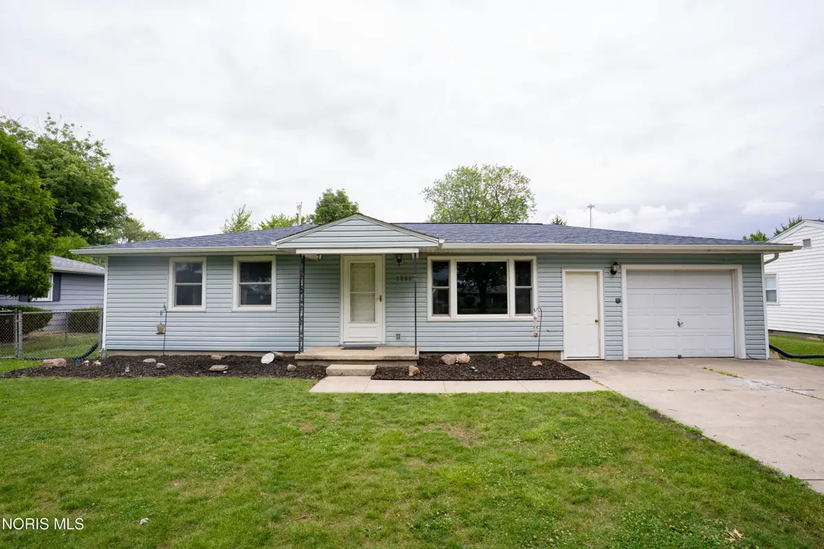 12582 Maple Avenue, Paulding, OH 45879 - #1