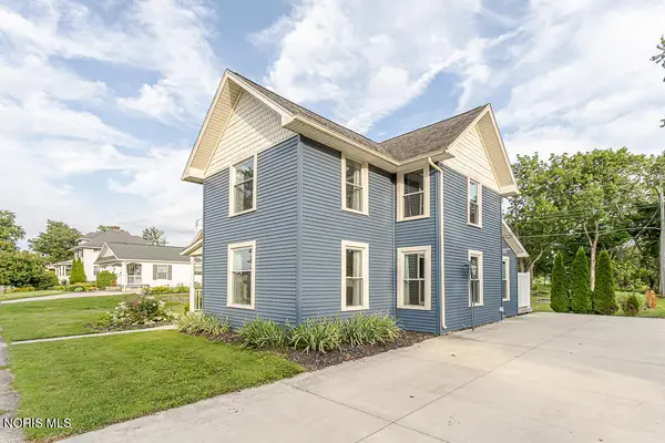 24269 W Second Street, Grand Rapids, OH 43522