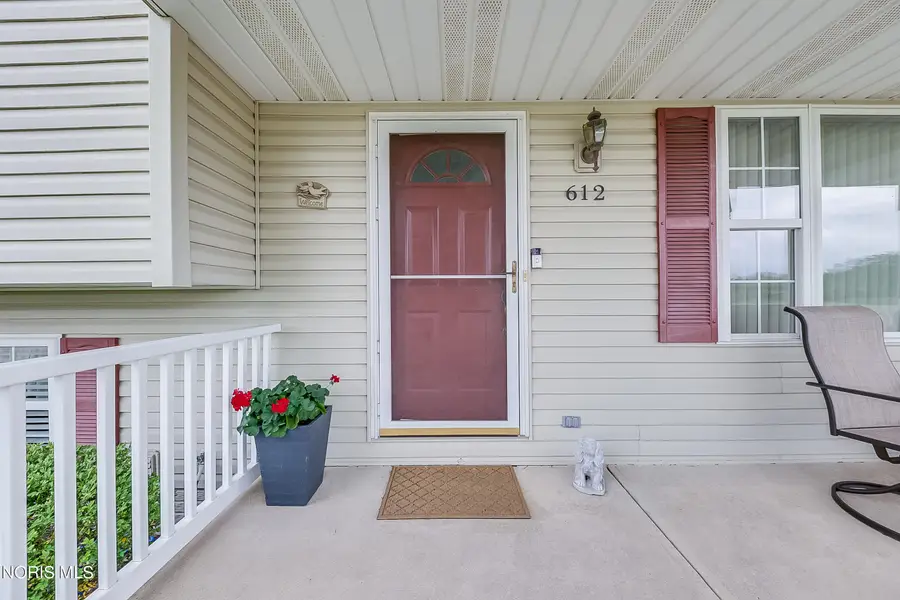 612 Briarheath Avenue, Napoleon, OH 43545 - #2