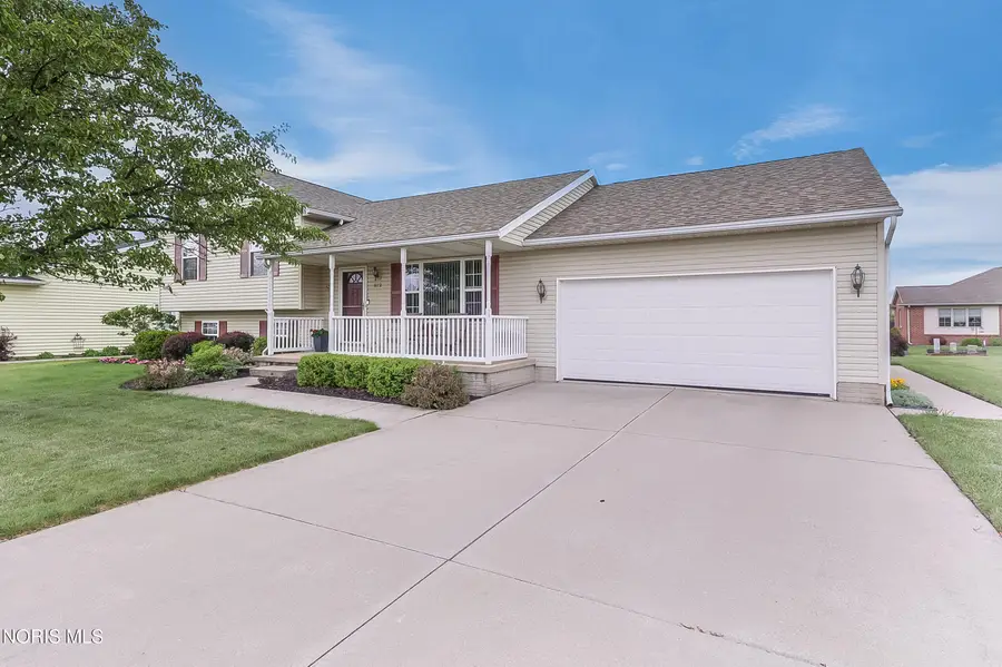 612 Briarheath Avenue, Napoleon, OH 43545 - #3