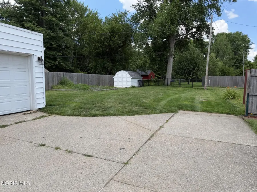 1010 Woodlawn Avenue, Napoleon, OH 43545 - #2
