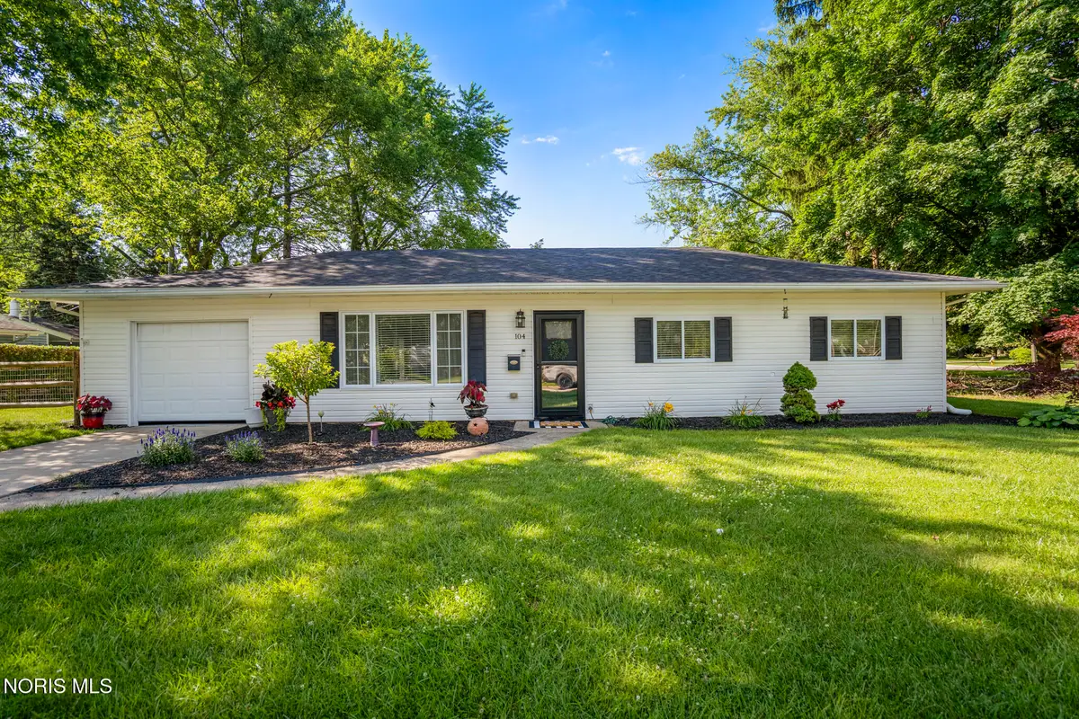 104 Lones Drive, Perrysburg, OH 43551 - #1