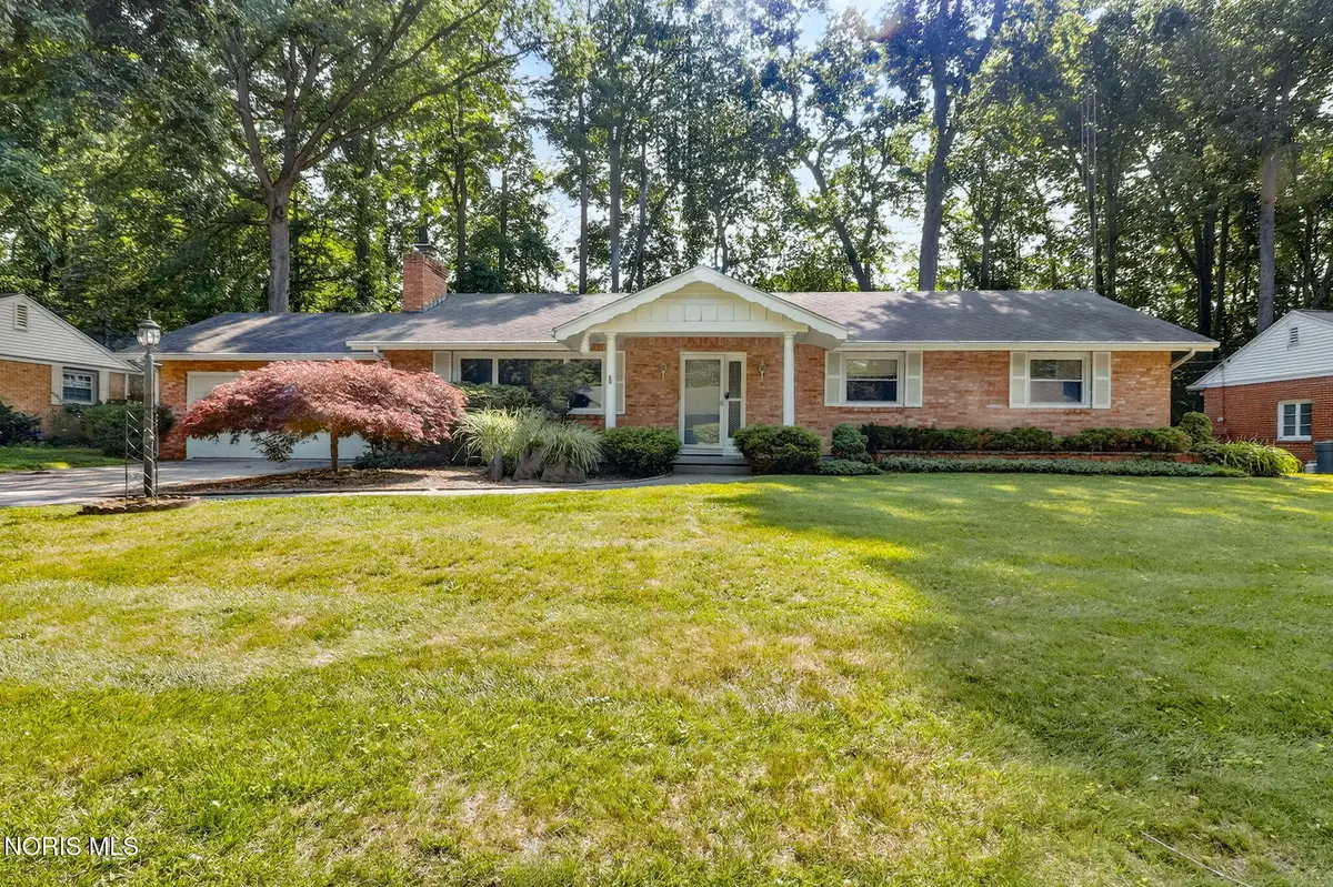 3024 Redington Woods Road, Toledo, OH 43615 - #1