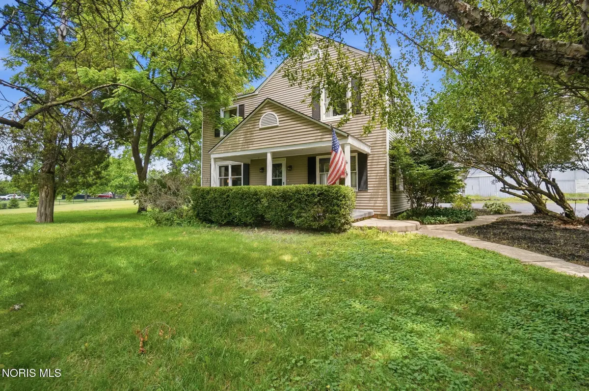 24870 W River Road, Perrysburg, OH 43551 - #1
