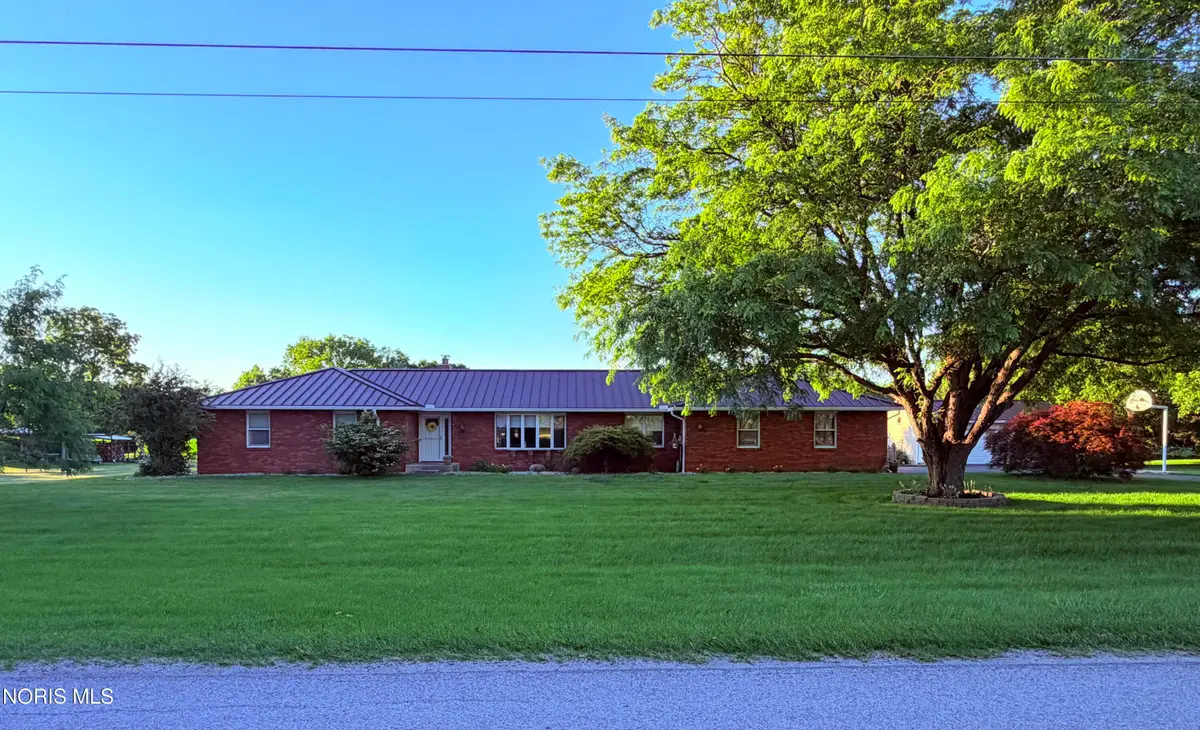 5302 Alexander Road, Pemberville, OH 43450 - #1