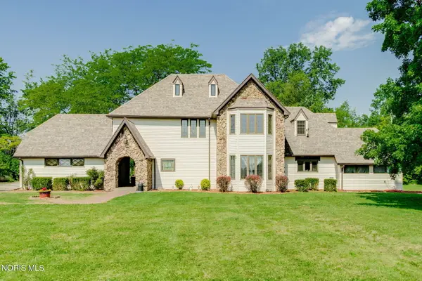 1980 S Harris Salem Road, Oak Harbor, OH 43449