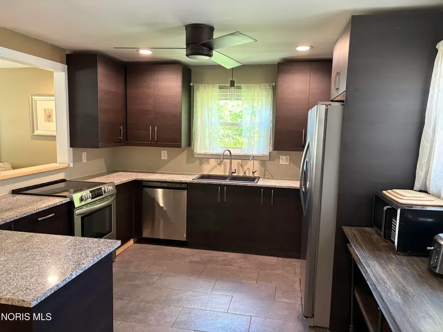 1448 Logan Avenue, Findlay, OH 45840 - #2