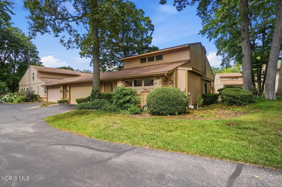 2437 Parliament Square, Toledo, OH 43617 - #1