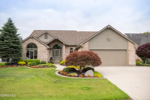 7951 N Shoreline Drive, Holland, OH 43528