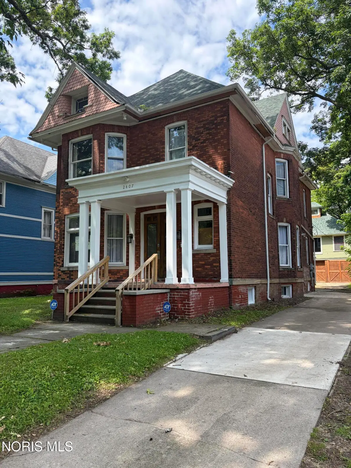 2407 Glenwood Avenue, Toledo, OH 43620 - #1