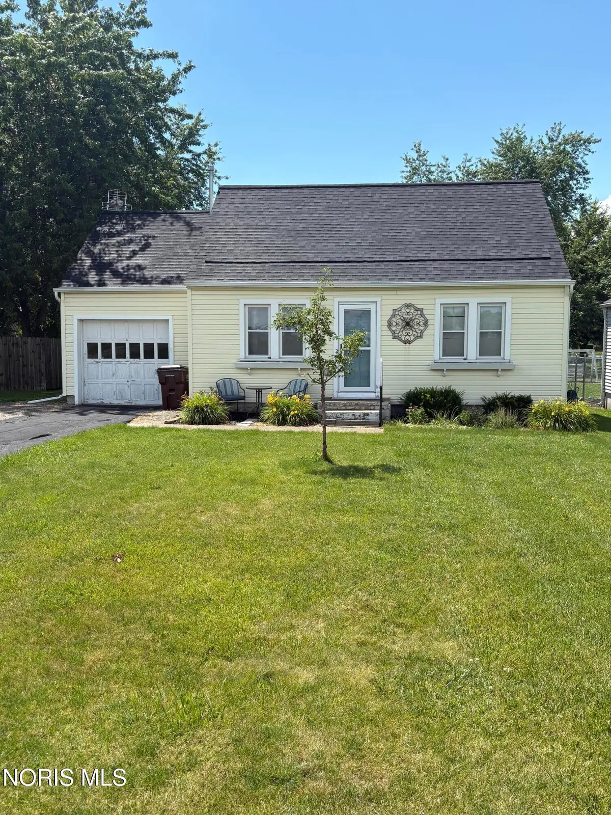 124 Squires Street, Defiance, OH 43512 - #1
