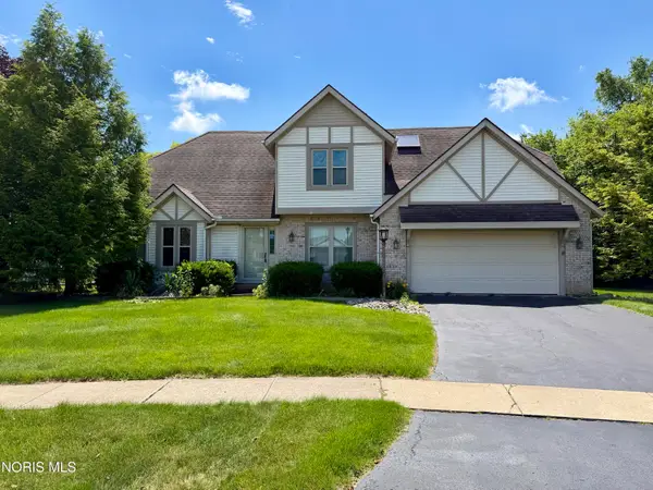 1945 Oxleigh Circle, Holland, OH 43528