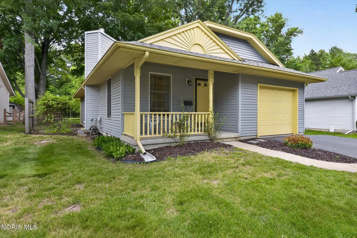 7056 Convent Boulevard, Sylvania, OH 43560 - #1