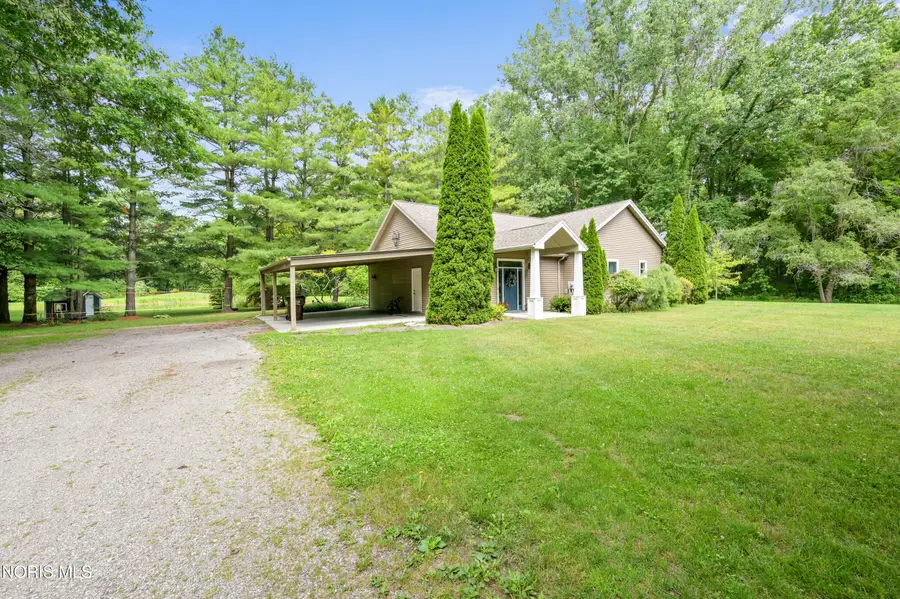 7402 Berridge Road, Whitehouse, OH 43571 - #2