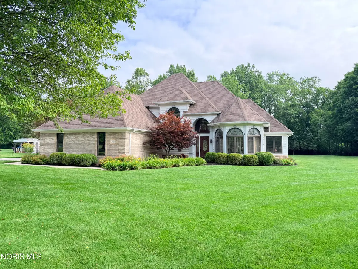 1207 Hidden Brook Drive, Hicksville, OH 43526 - #1