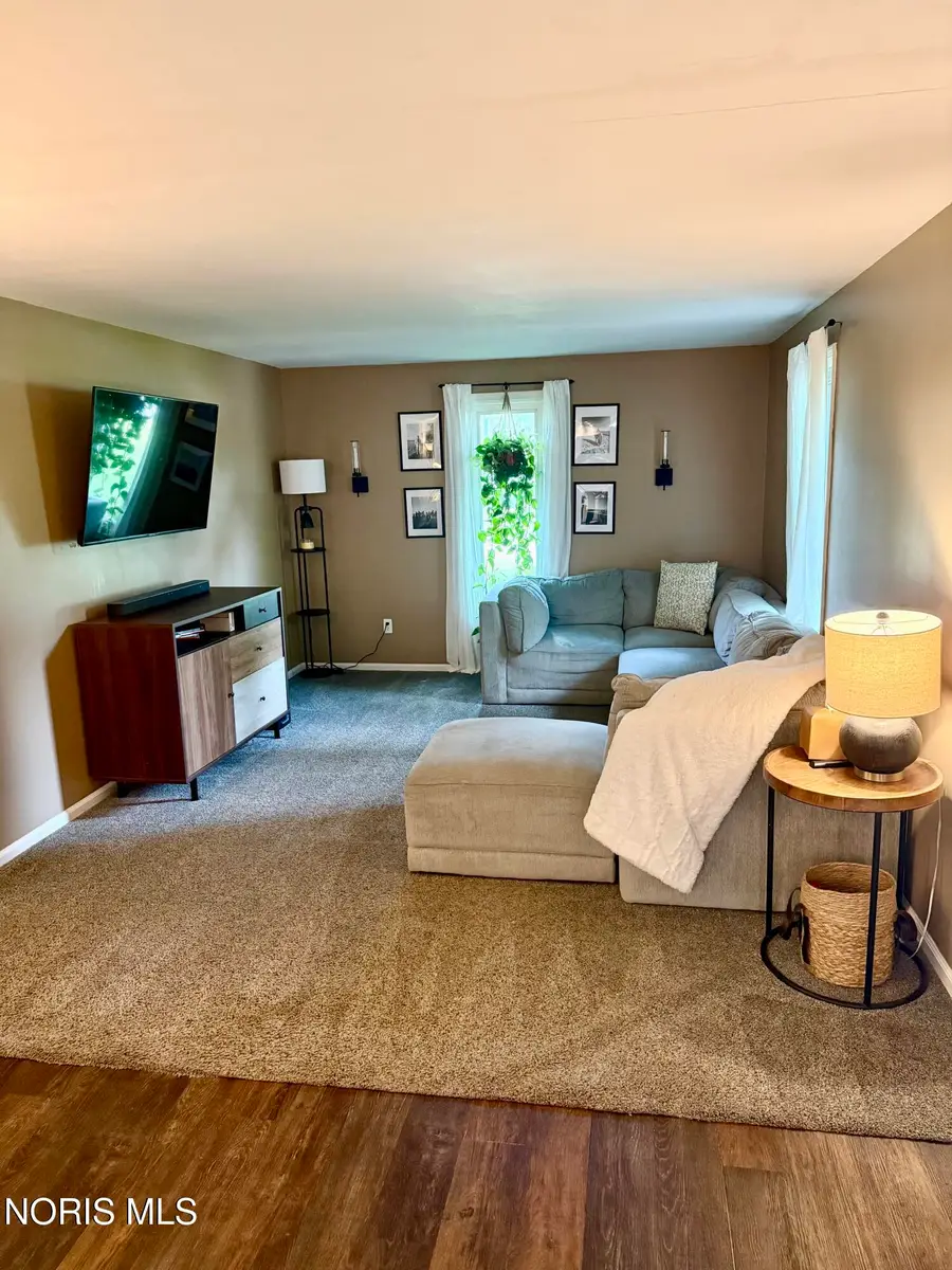 215 Indiana Drive, Bryan, OH 43506 - #2