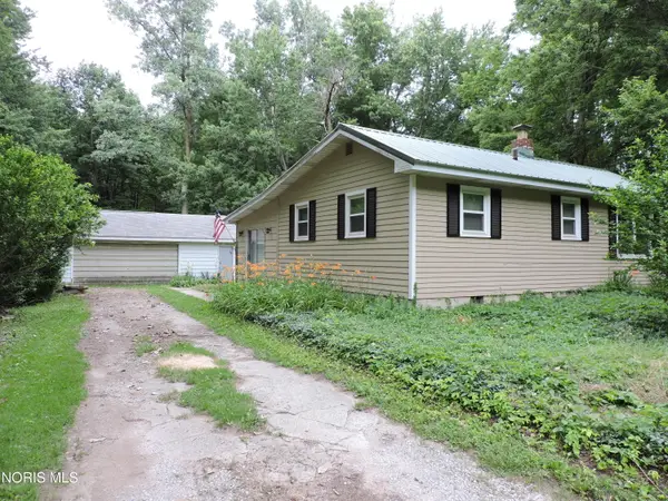 3114 County Road F, Swanton, OH 43558
