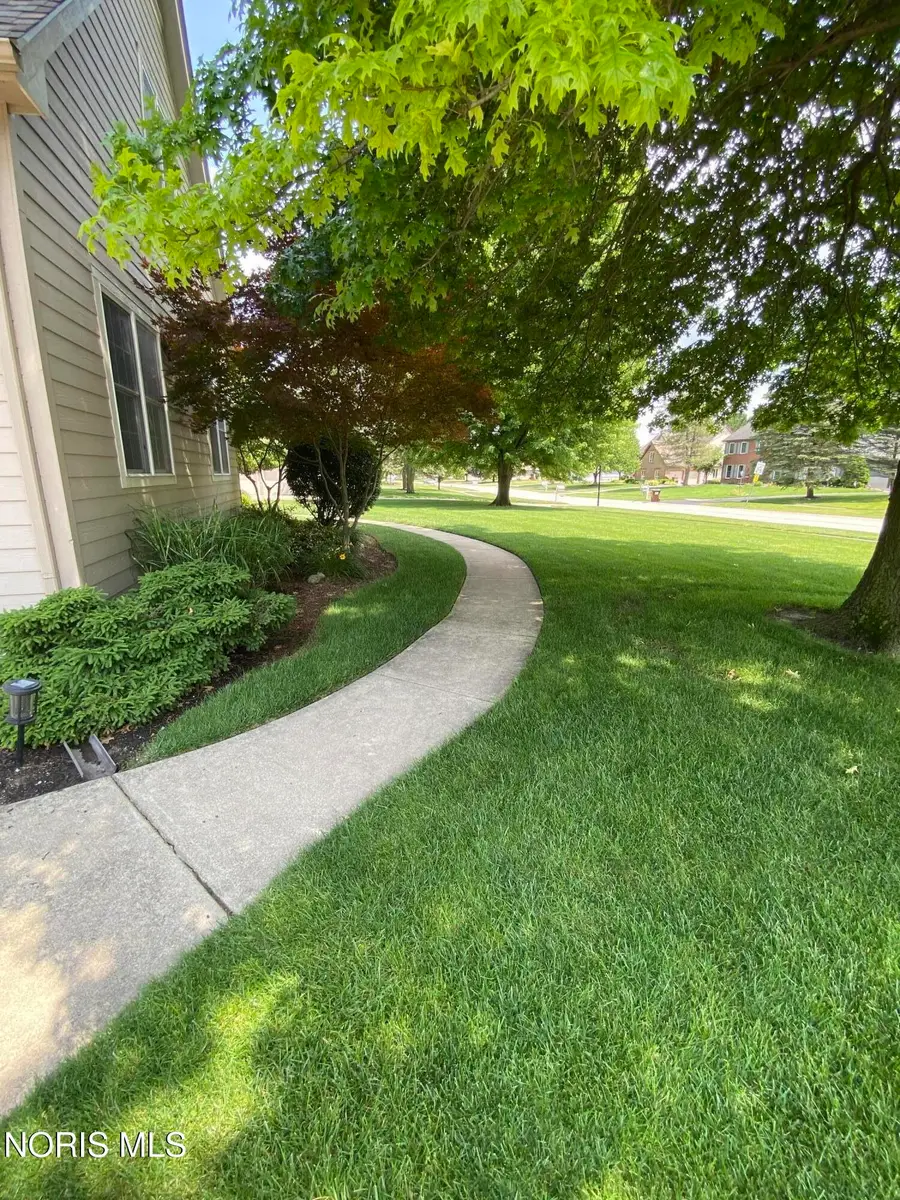 6960 Shadowcreek Drive, Maumee, OH 43537 - #3