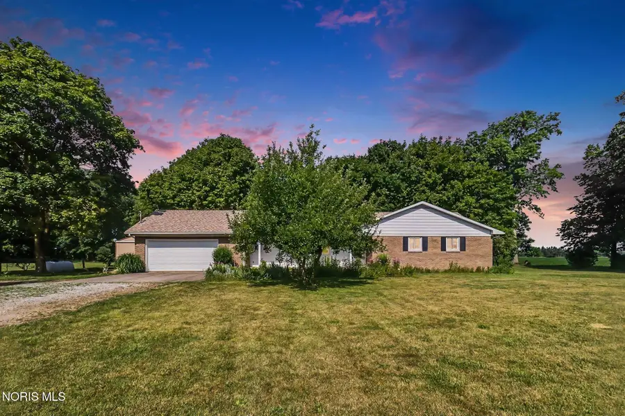 916 S Lathrop Road, Swanton, OH 43558 - #3