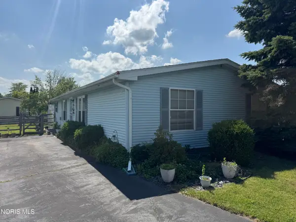 1212 Woolcut Lane, Toledo, OH 43615