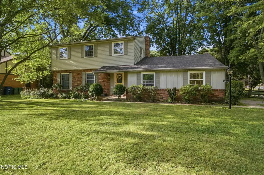 5743 E Candlestick Court, Toledo, OH 43615 - #3
