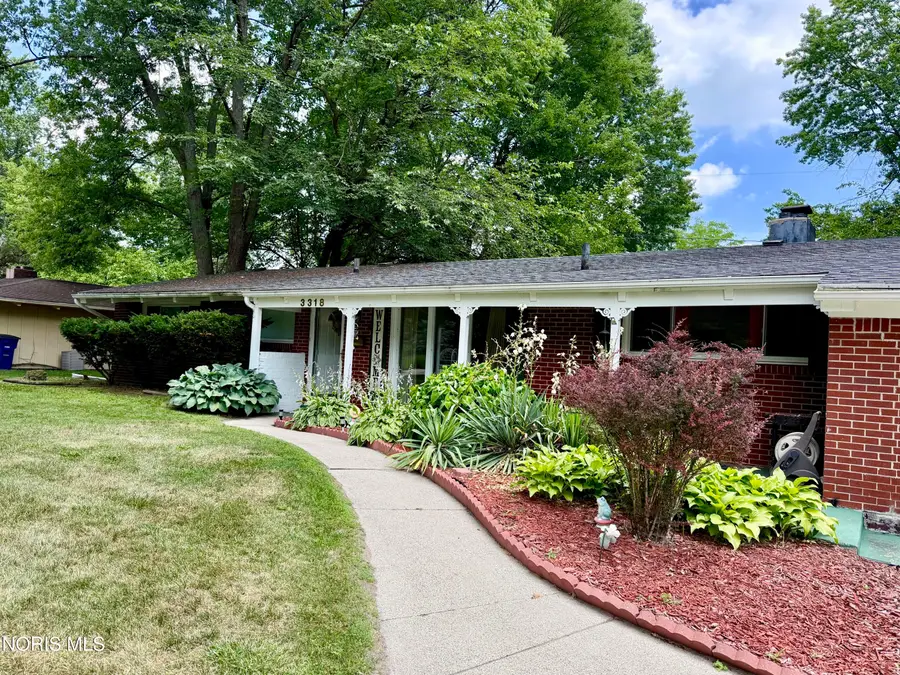 3318 E Lincolnshire Boulevard, Toledo, OH 43606 - #3
