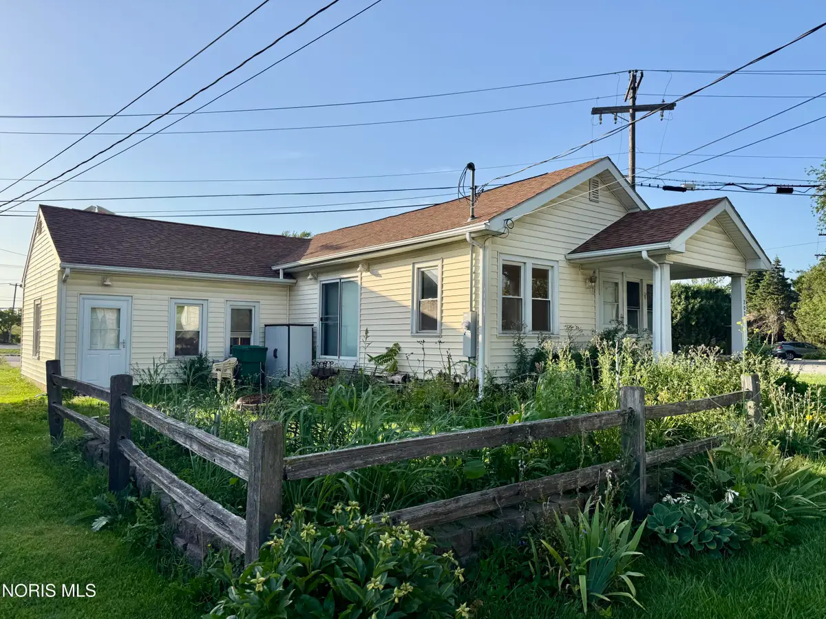 202 Short Street, Northwood, OH 43619 - #1