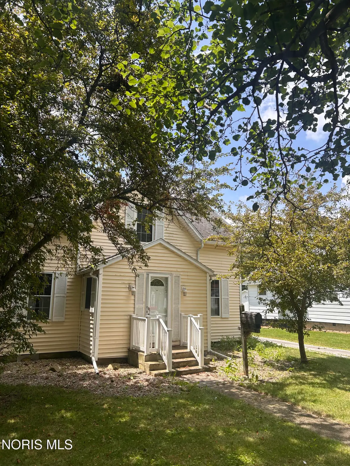 527 W Maple Street, Deshler, OH 43516 - #1