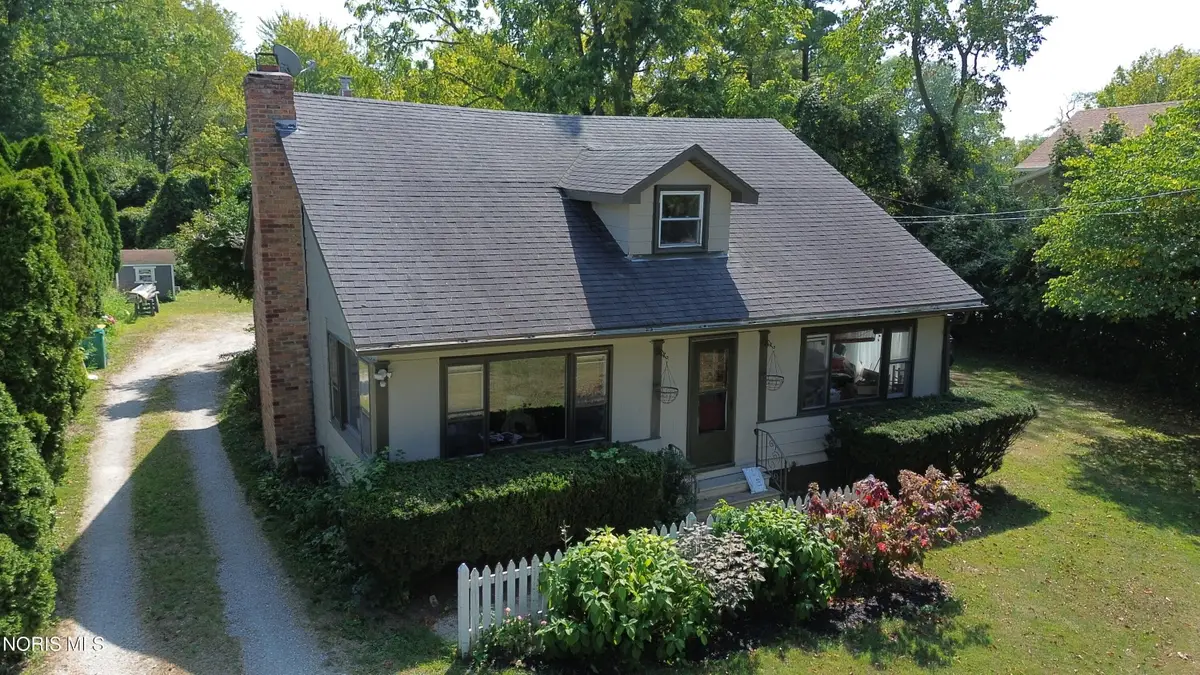 28968 E River Road, Perrysburg, OH 43551 - #1