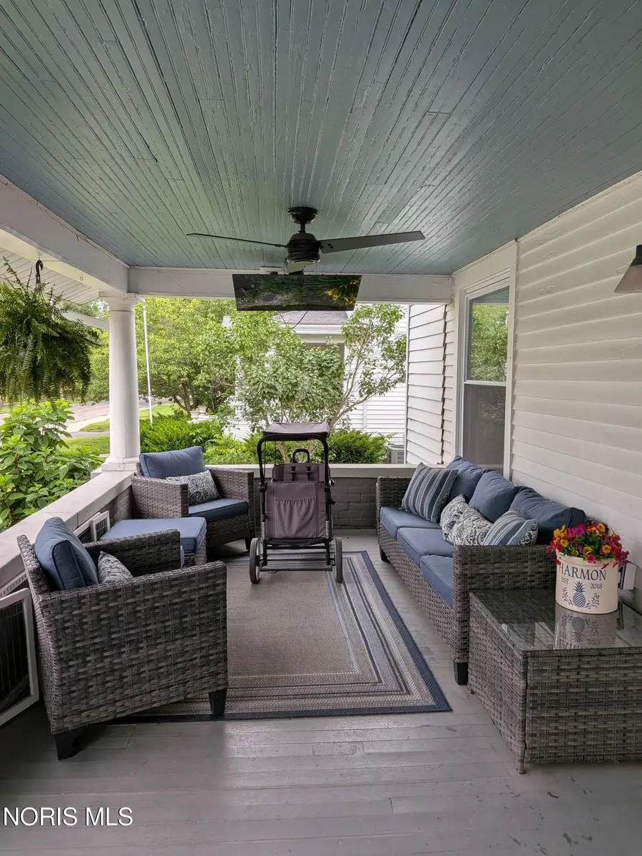 633 Holgate Avenue, Defiance, OH 43512 - #2